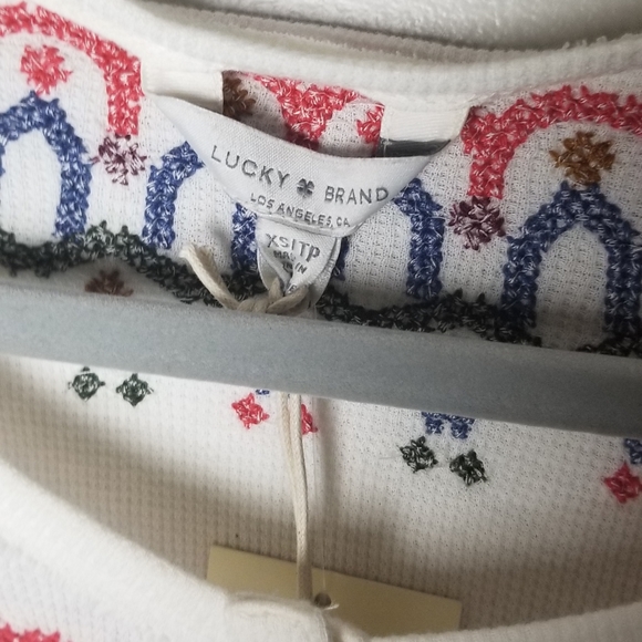 Lucky Brand Front Buttons Embroidered Long Slevees - Picture 6 of 11